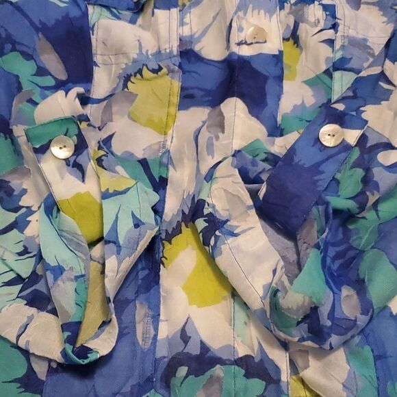 Ruby Rd favorites blue multicolor button crop top - Picture 8 of 12